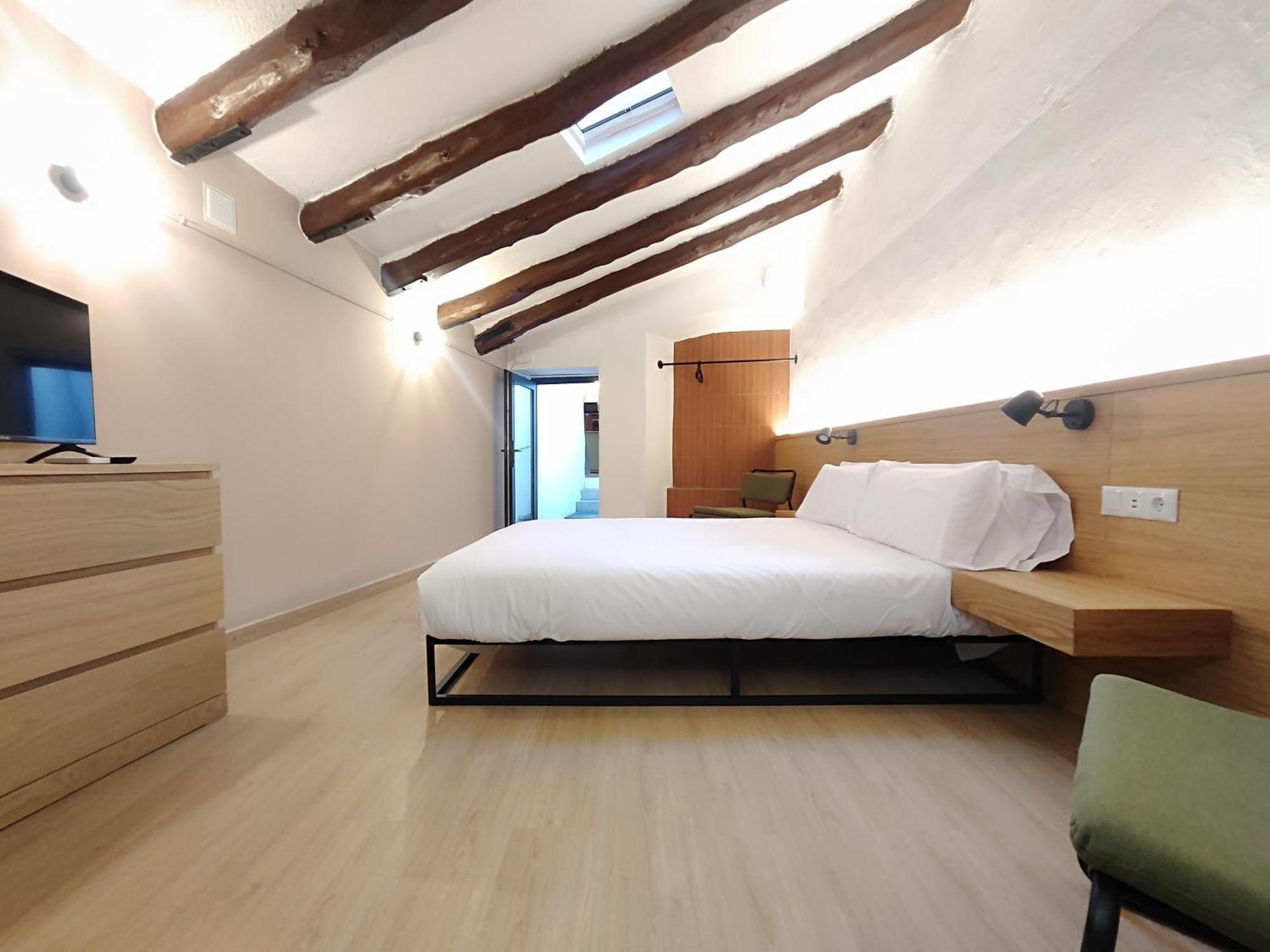 Mazi Placa Gran Mataro Phòng bức ảnh