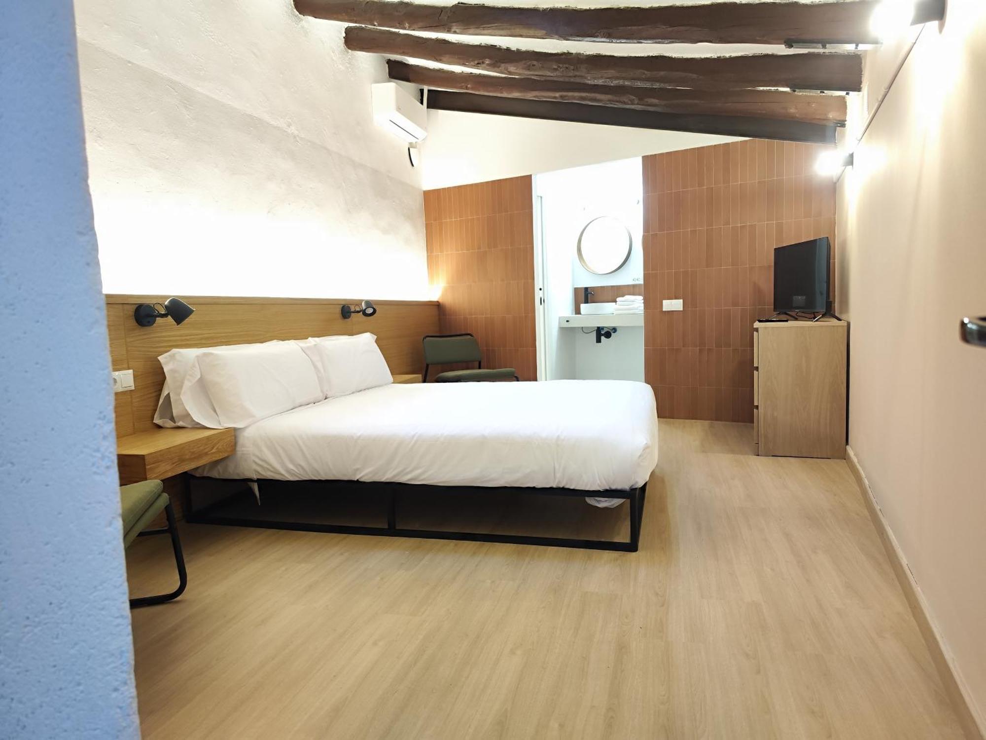 Mazi Placa Gran Mataro Phòng bức ảnh