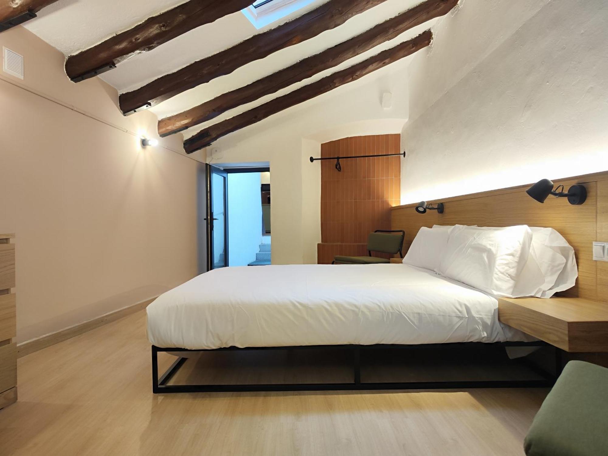 Mazi Placa Gran Mataro Phòng bức ảnh