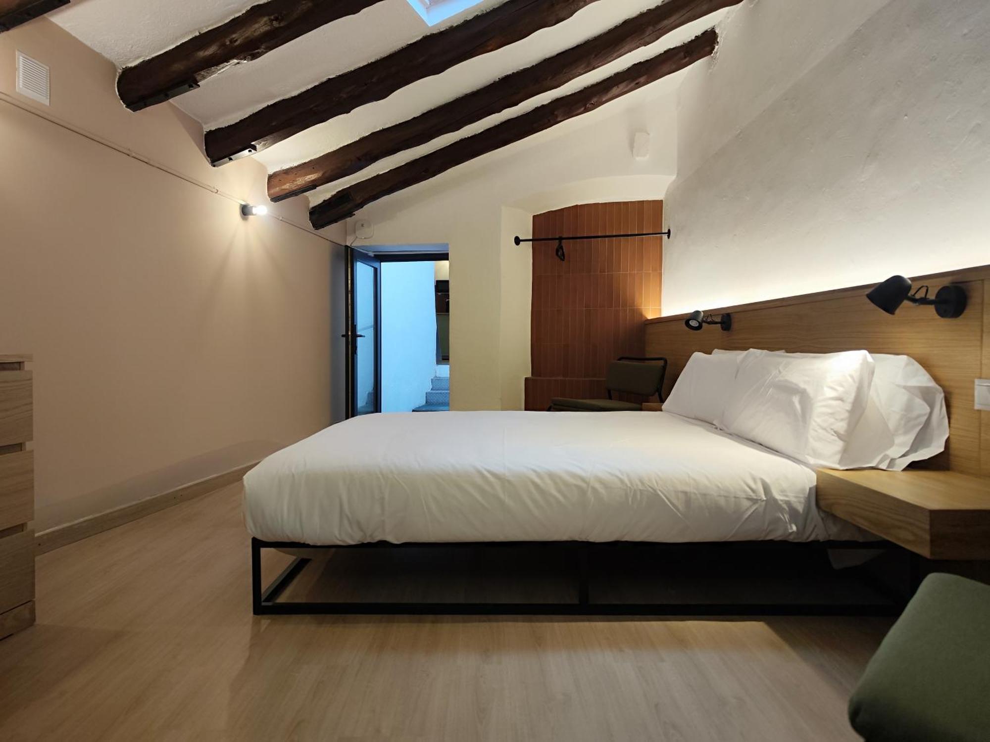 Mazi Placa Gran Mataro Phòng bức ảnh